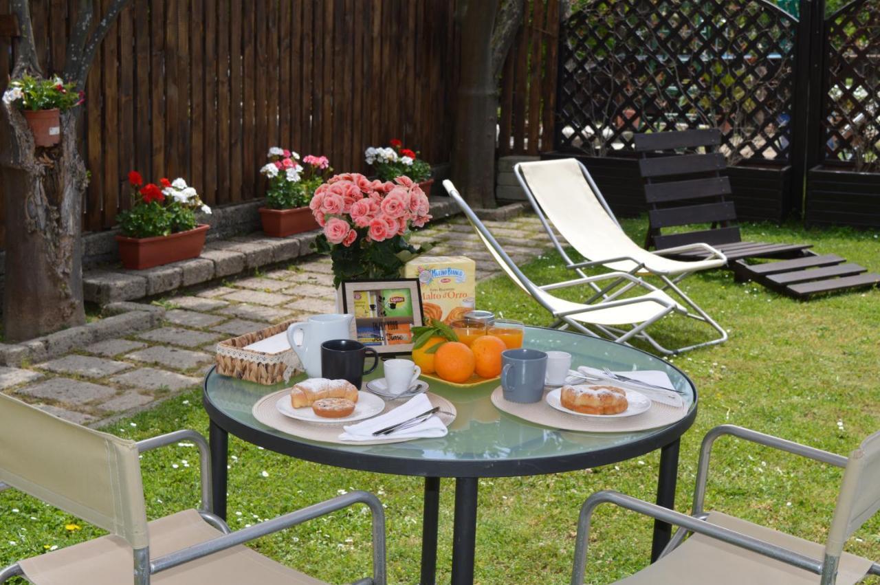 Sara'S Sweet Corner Bed and Breakfast Meta Exterior foto